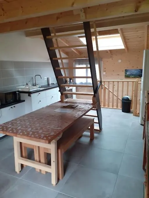 Hébergement de vacances Villa Le Loft Des Pins, Chartreuse à Entremont-le-Vieux