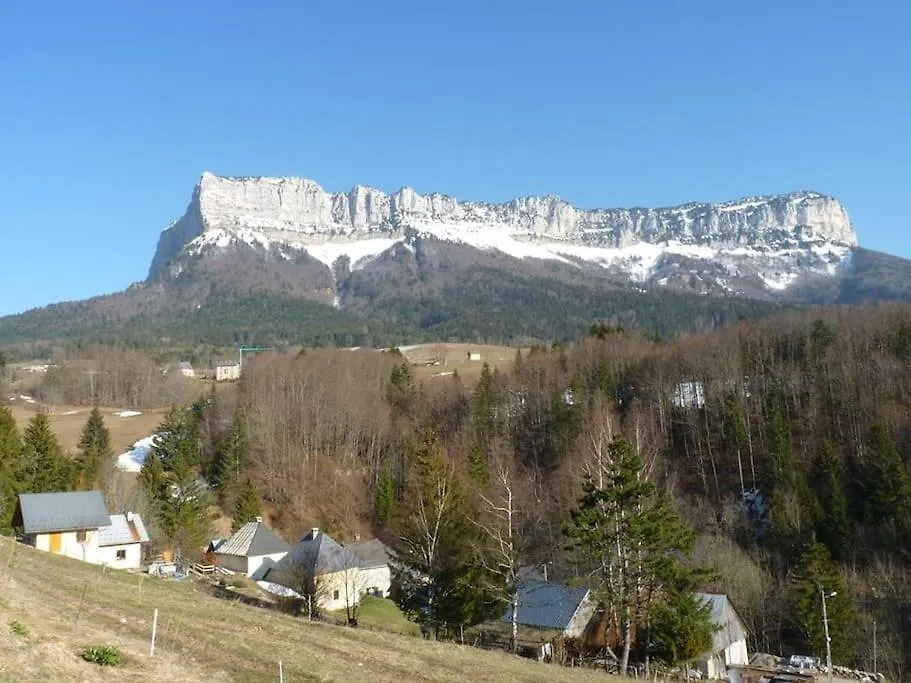 Villa Le Loft Des Pins, Chartreuse à Entremont-le-Vieux Hébergement de vacances